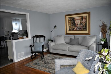 11 Birchview Dr, Cranston, RI 02920 - photo 7
