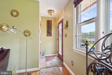 4618 Henderson Rd, Temple Hills, MD 20748 - photo 2