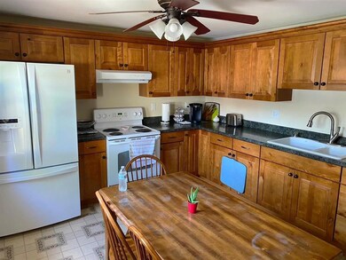 36 Jeanine St, Manchester, NH 03103 - photo 7