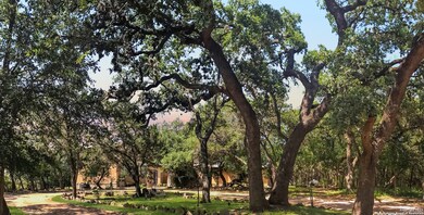 11215 Javalin Trail, Helotes, TX 78023 - photo 2