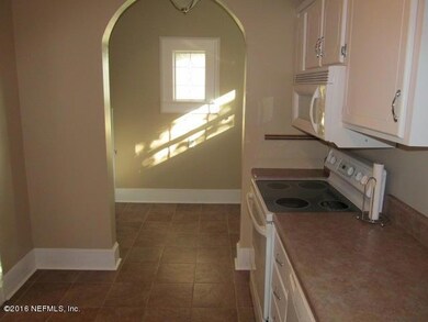 5112 Birkenhead Rd, Jacksonville, FL 32210 - photo 7