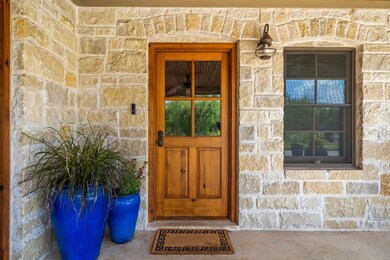 113 Settlement Dr, Fredericksburg, TX 78624 - photo 4