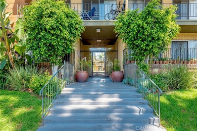 17931 Devonshire St unit 24, Northridge, CA 91325 - photo 2