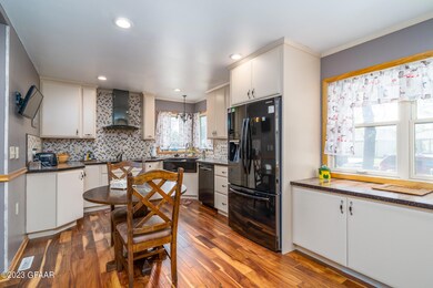 2108 7th Ave N (12)