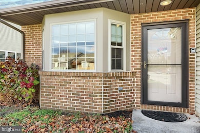 1110 Roosevelt Ct, Hanover, PA 17331 - photo 4