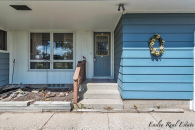 05-15090-W-Stanton-Rd-WindowStill-Real-E