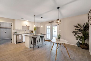 Eat In Kitchen
