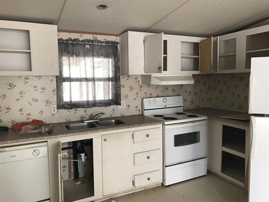 240 Whiddon Lake Rd, Crawfordville, FL 32327 - photo 2