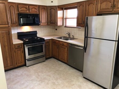 2008 Webster Ln, Des Plaines, IL 60018 - photo 6