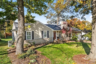 1515 Bridle Rd, Saint Louis, MO 63119 - photo 3