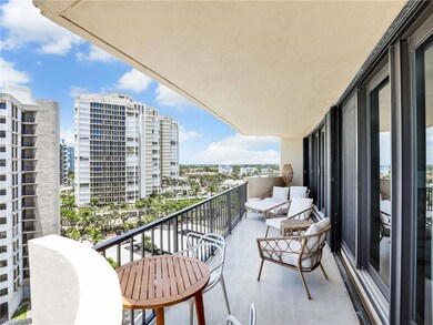 Balcony featuring a city view