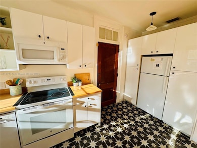 Endless cabinet space