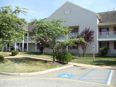 5 Walnut St unit 9, Toms River, NJ 08753 - photo 2