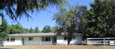 3260 New Hope Rd, Grants Pass, OR 97527 - photo 2