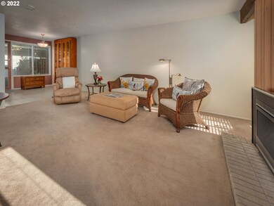 Living Room/Dining Room
