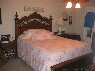 3121 Woodside Dr, Ardmore, OK 73401 - photo 4