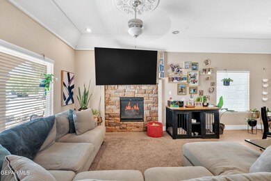 14225 Desert Sky Dr, Horizon City, TX 79928 - photo 6