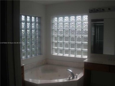 1017 Center Stone Ln, Riviera Beach, FL 33404 - photo 5