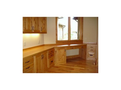 Great flex space off kitchen perfect for office/co