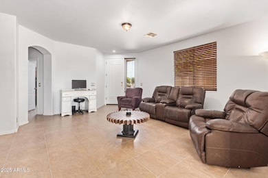 2641 E Binner Dr, Chandler, AZ 85225 - photo 3