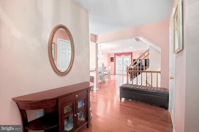 17739 Chipping Ct, Olney, MD 20832 - photo 2