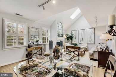 2204 Washington Ave unit 202, Silver Spring, MD 20910 - photo 2