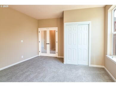 370 Camrin Loop, Creswell, OR 97426 - photo 7