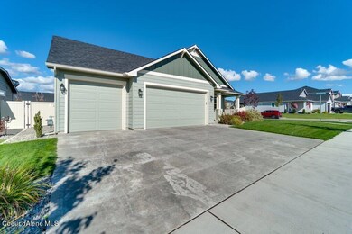 3-Car Garage