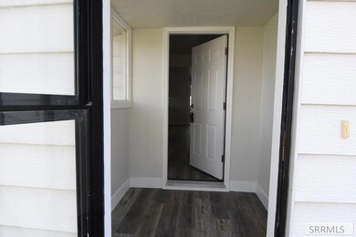 238 W Main St, Saint Anthony, ID 83445 - photo 2