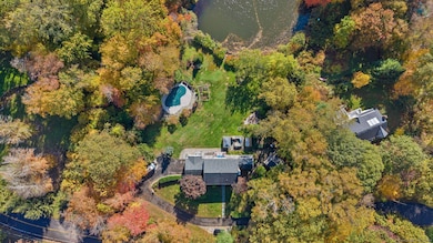 101 Golden Hill St, Trumbull, CT 06611 - photo 6