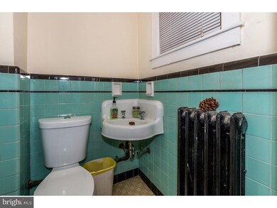 140 N 11th St, Reading, PA 19601 - photo 3