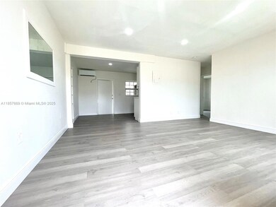 1004 SW 24th Ave unit 2-East, Fort Lauderdale, FL 33312 - photo 4