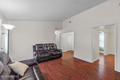 111 Royal Ct, Jacksonville, NC 28546 - photo 7