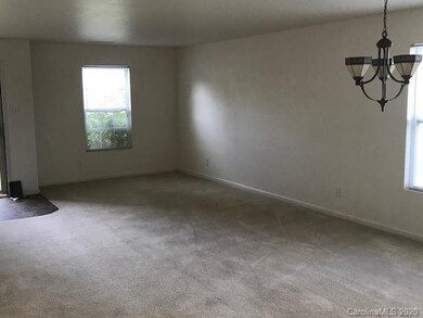 173 Boiling Brook Dr, Statesville, NC 28625 - photo 3