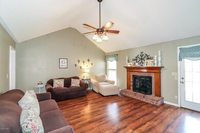 118 Chadwick Dr - Living Room (5)
