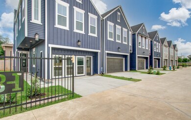 314 Charlock St, Houston, TX 77022 - photo 2