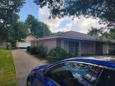 4302 Oxford St, Houston, TX 77022 - photo 6