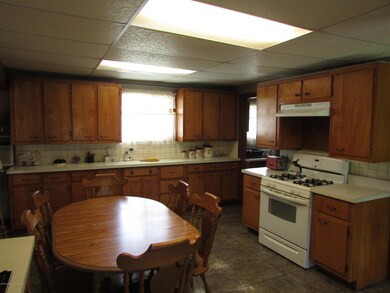 434 Finn St, Scranton, PA 18509 - photo 4