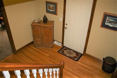 605 E Factory St, Harrodsburg, KY 40330 - photo 4