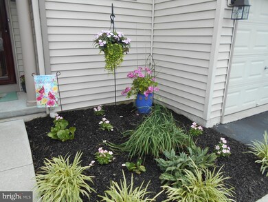 7 Ravine Dr, Reading, PA 19607 - photo 2