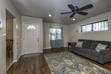 2946 N Euclid Ave (1 of 26)