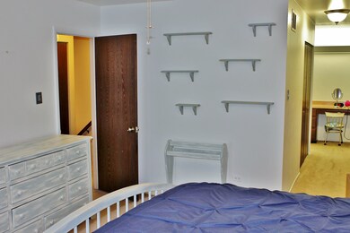 3456 Golfview Dr, Hazel Crest, IL 60429 - photo 3