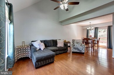 6833 Littlewood Ct, Sykesville, MD 21784 - photo 7