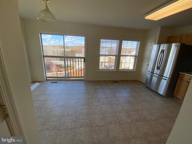 403 Hupps Hill Ct, Strasburg, VA 22657 - photo 6