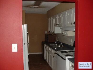 1211-1213 Girard St, San Marcos, TX 78666 - photo 4