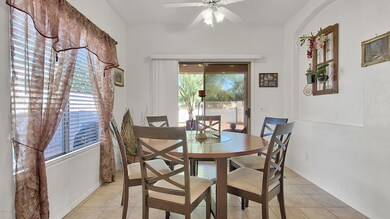Eat-in kitchen