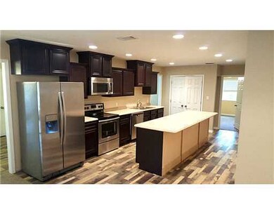 12100 Dunwood Dr, Moss Point, MS 39562 - photo 2