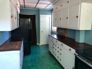 8 Annie St unit B, Berwick, ME 03901 - photo 3