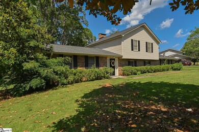 117 Meadowbrook Dr, Mauldin, SC 29662 - photo 2