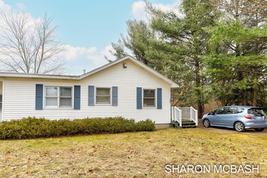1-web-or-mls-707 N Maple St, Saugatuck-1